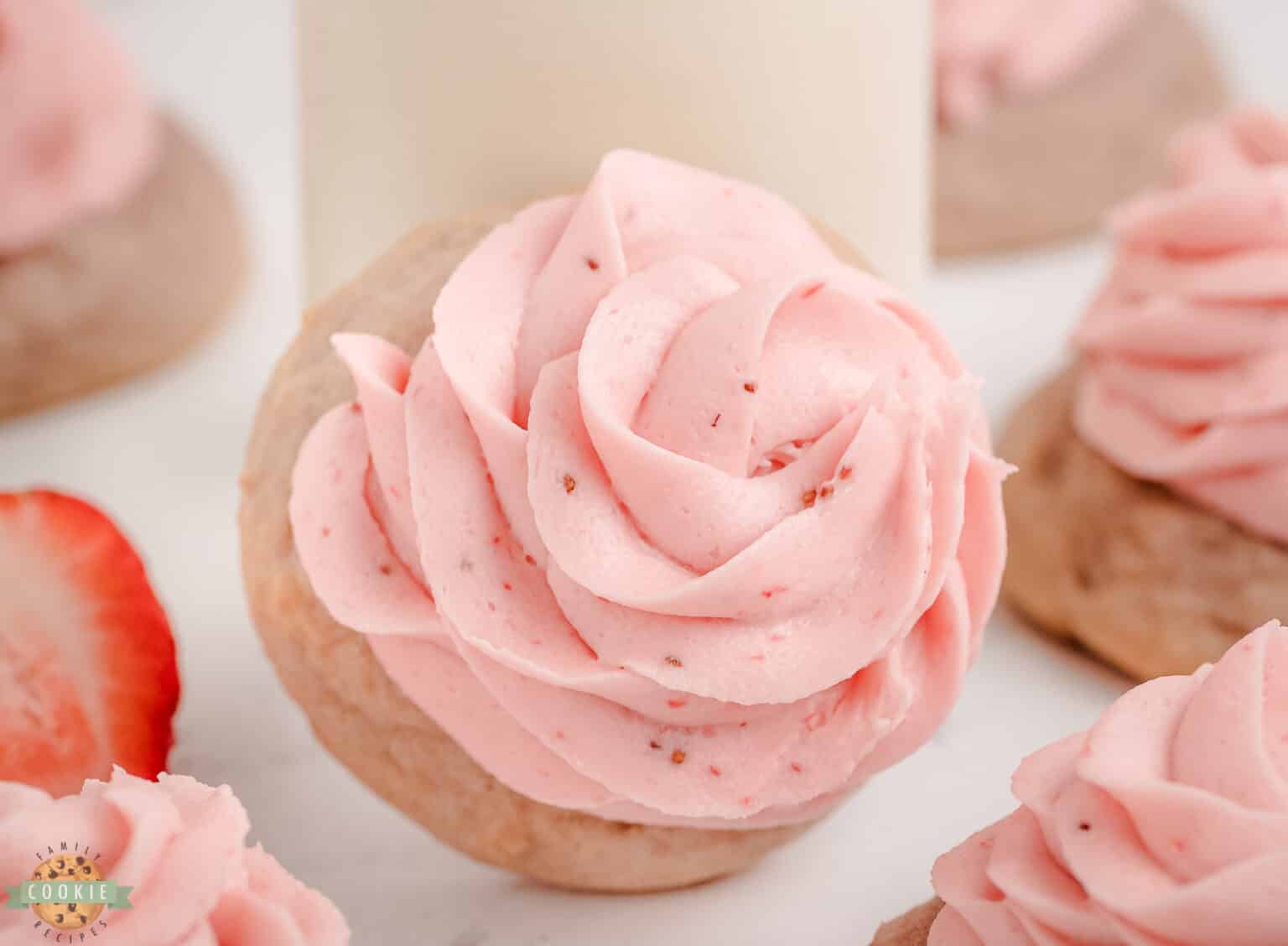 FROSTED STRAWBERRY 🍓 COOKIES Family Cookie Recipes