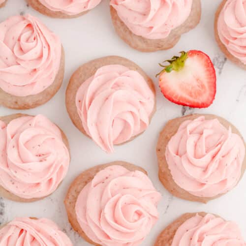 FROSTED STRAWBERRY 🍓 COOKIES Family Cookie Recipes