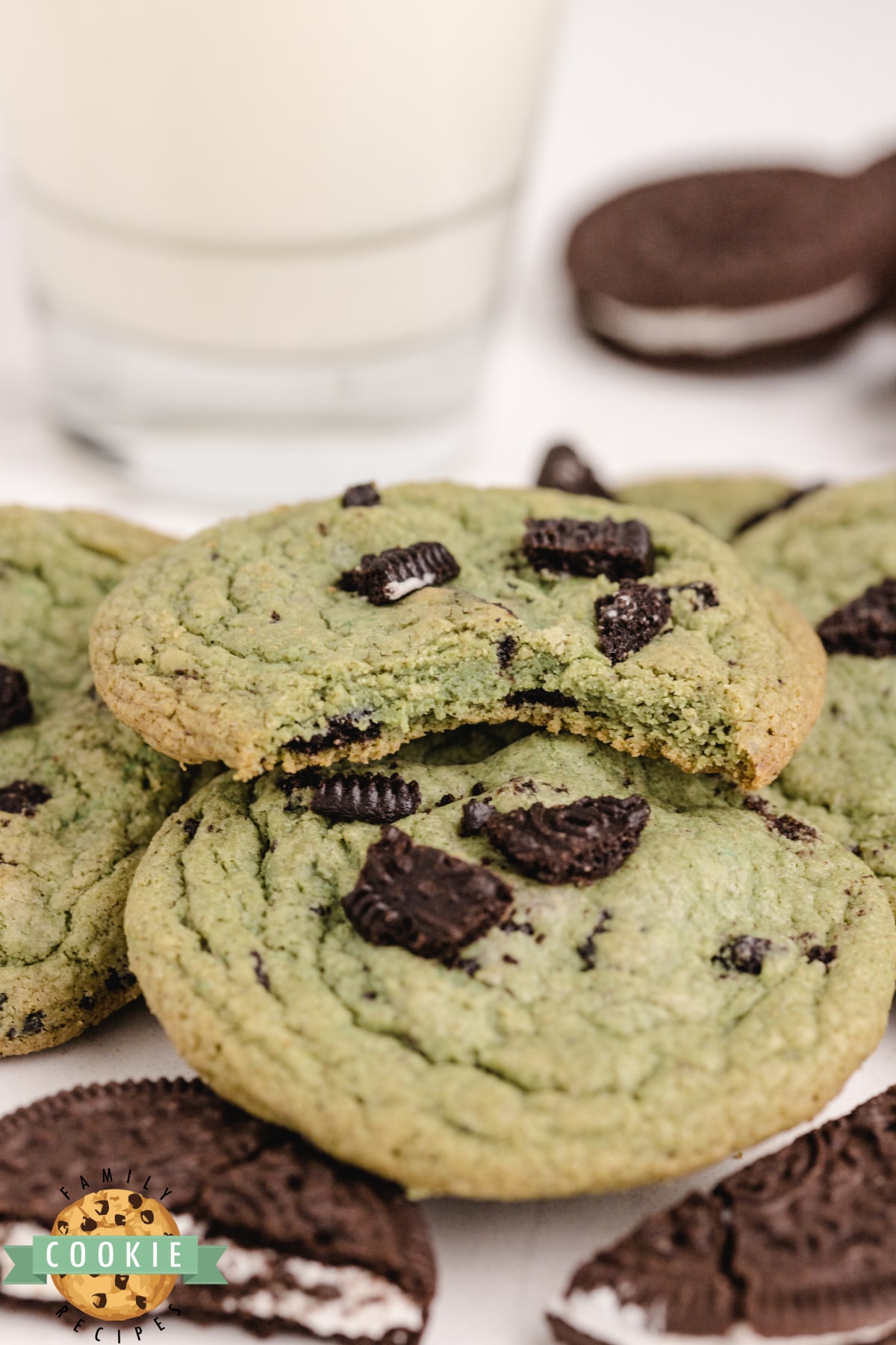 Mint flavored pudding cookies with Mint Oreos