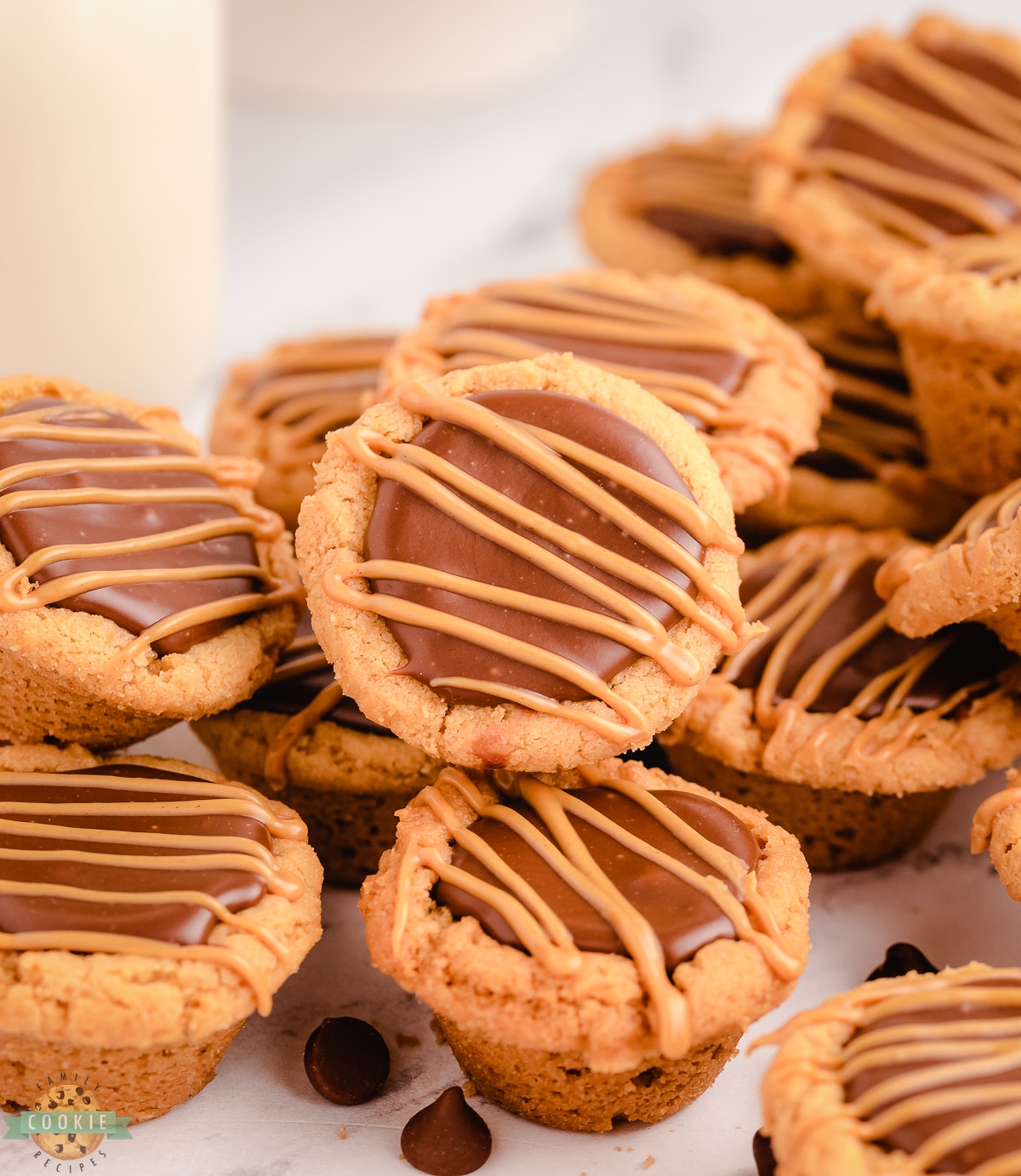 peanut butter cookie cups with fudge filling