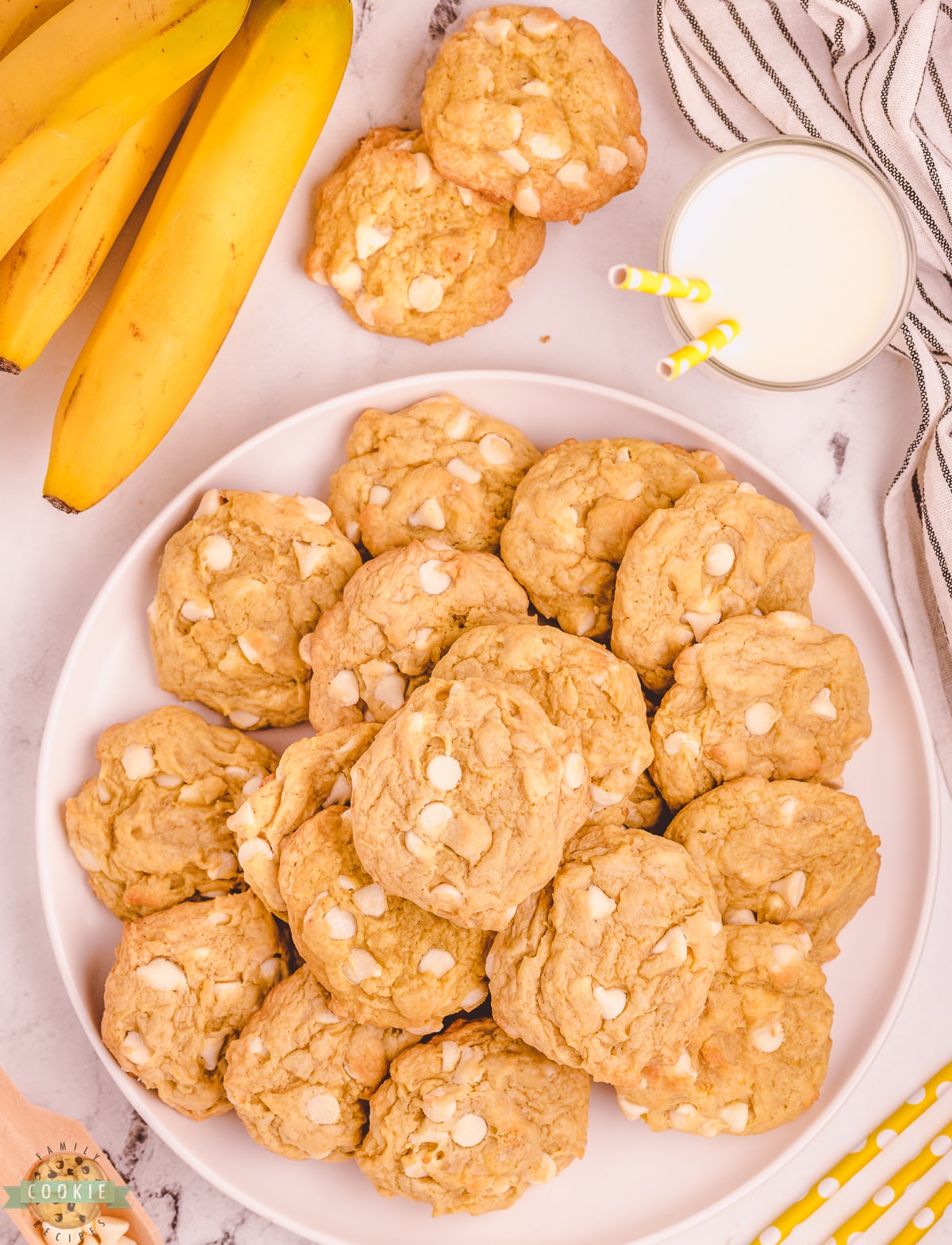 banana cookies with pudding in them
