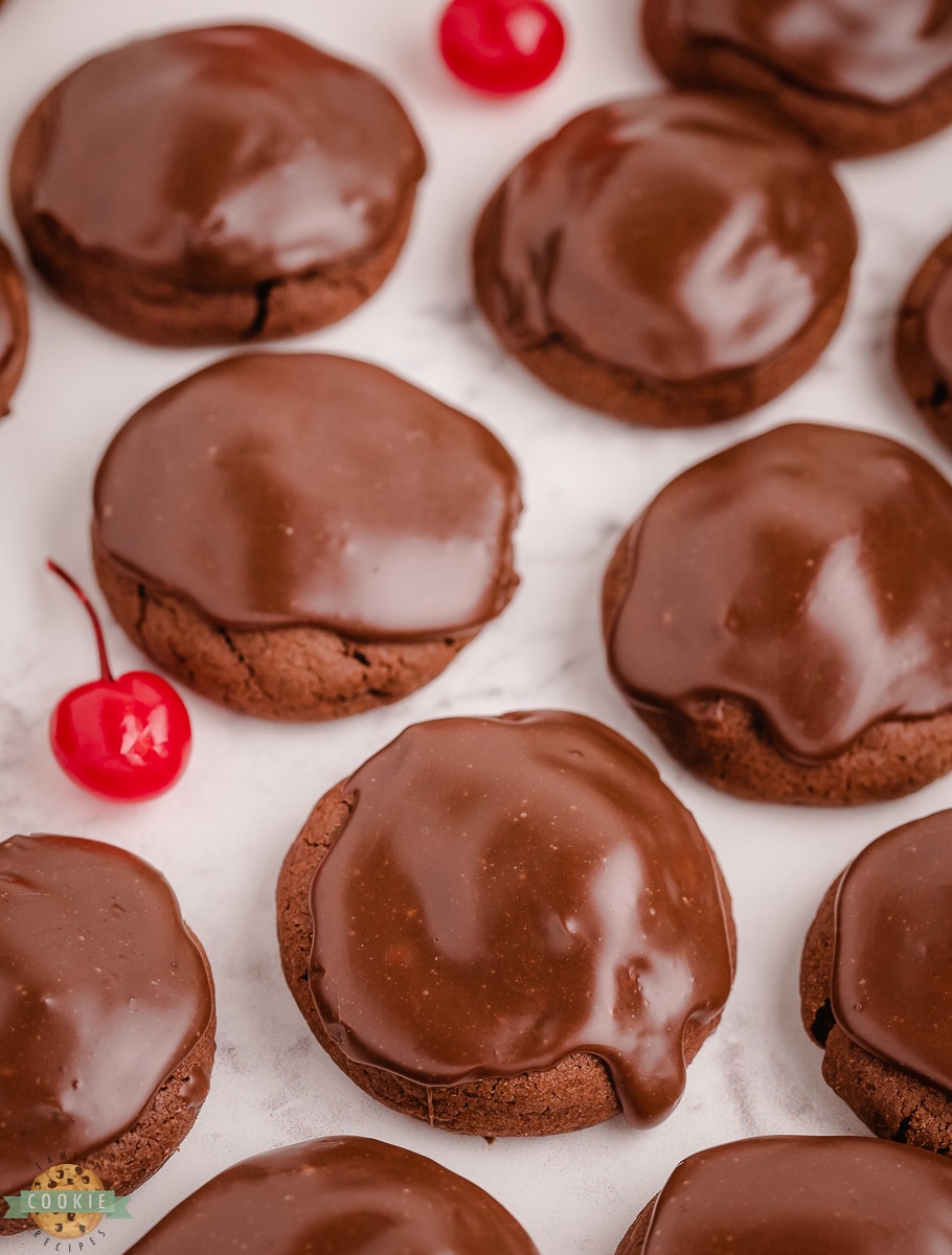 rich chocolate cherry cookies