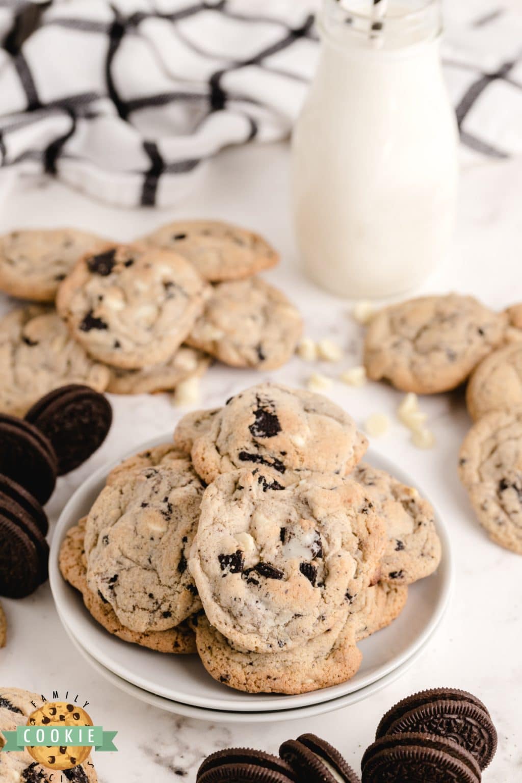 Cookies & Cream Cookies - Family Cookie Recipes