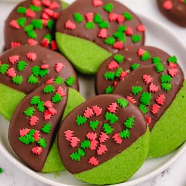 green mint Christmas cookies