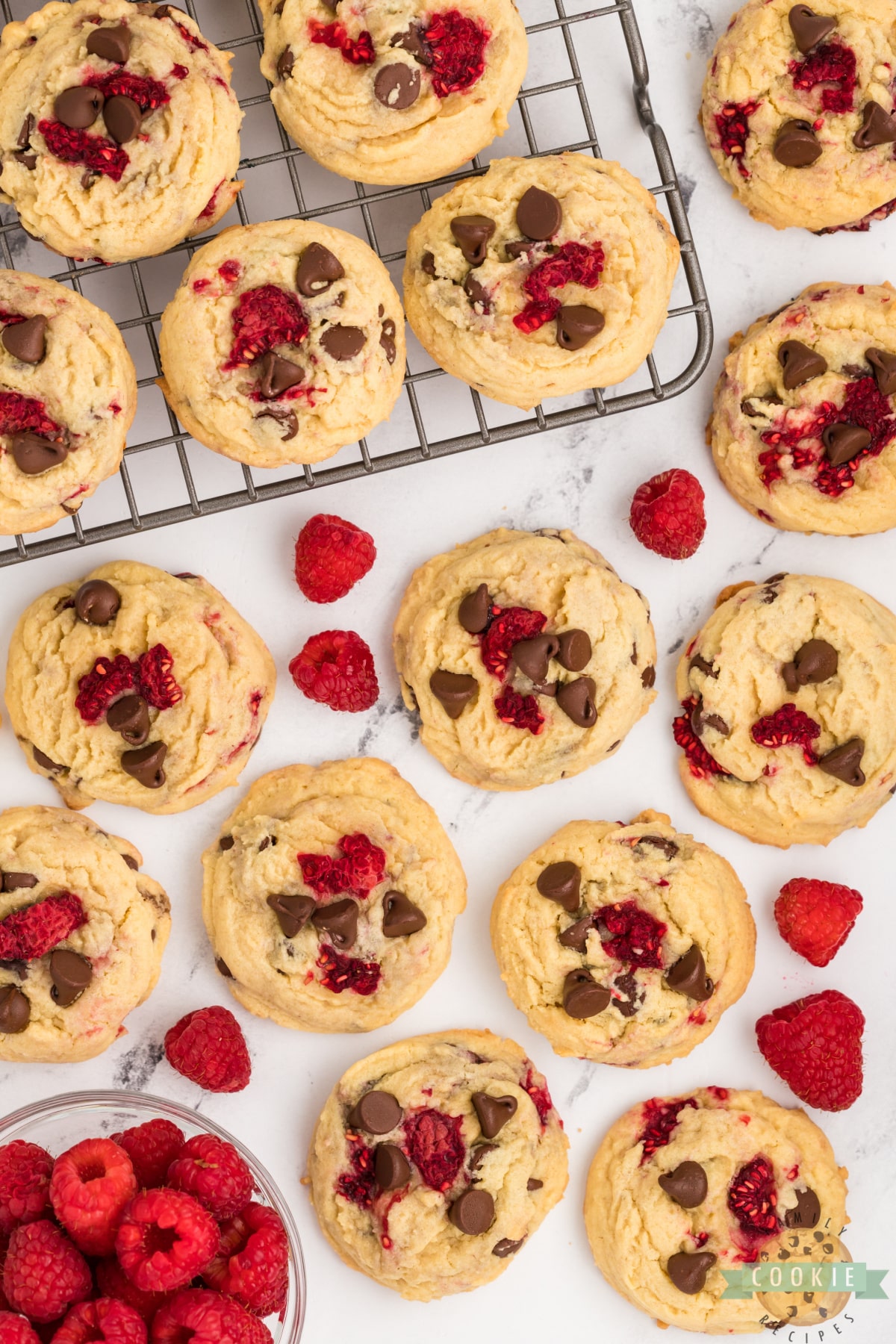 Chocolate chip cookie recipe with fresh raspberries