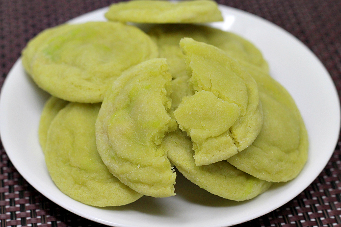 Lime Sugar Cookies are soft, delicious and packed with lime flavor! This cookie recipe is so simple and everyone loves these sugar cookies with a fun little twist of lime!