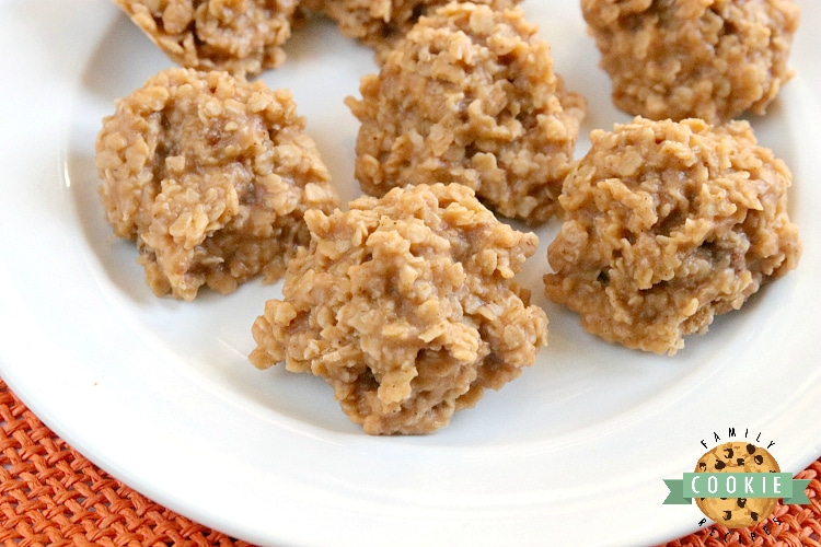 No Bake Pumpkin Cookies are full of oats and pumpkin flavor and come together in minutes without ever turning the oven on. This easy no bake cookie recipe is quick, delicious and perfect for fall!