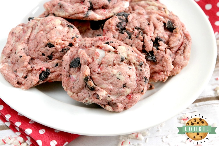 Peppermint Cookies & Cream Cookies are made with pudding mix, Oreo cookies, crushed candy canes and peppermint extract. This delicious peppermint cookie recipe yields a perfectly soft and chewy cookie that is sure to be a favorite holiday cookie!
