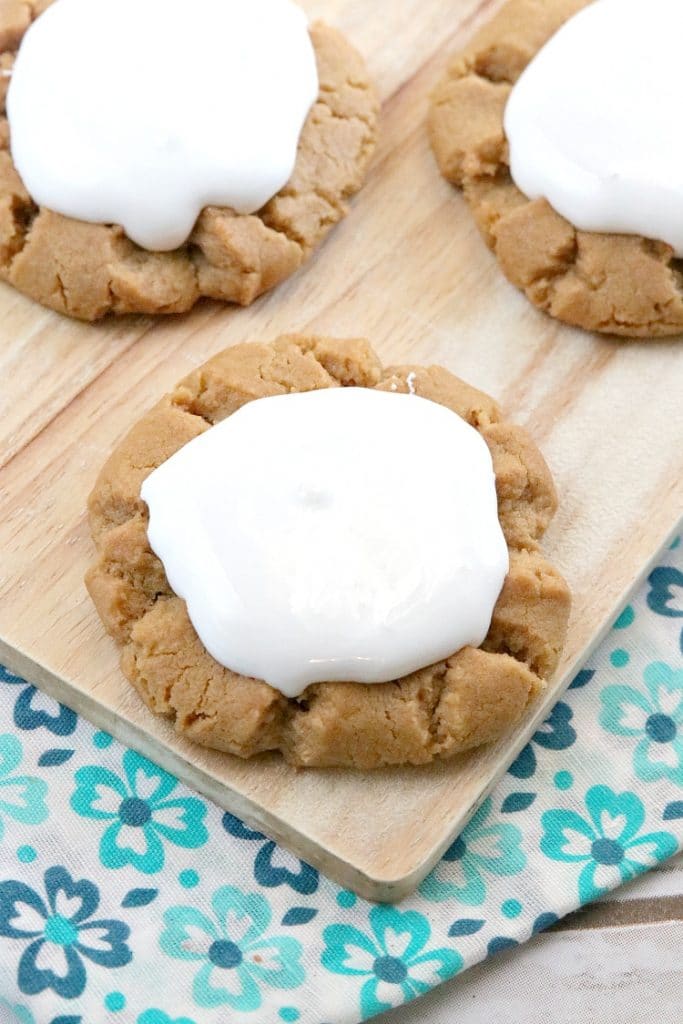 Peanut Butter Cookies with marshmallow fluff on top
