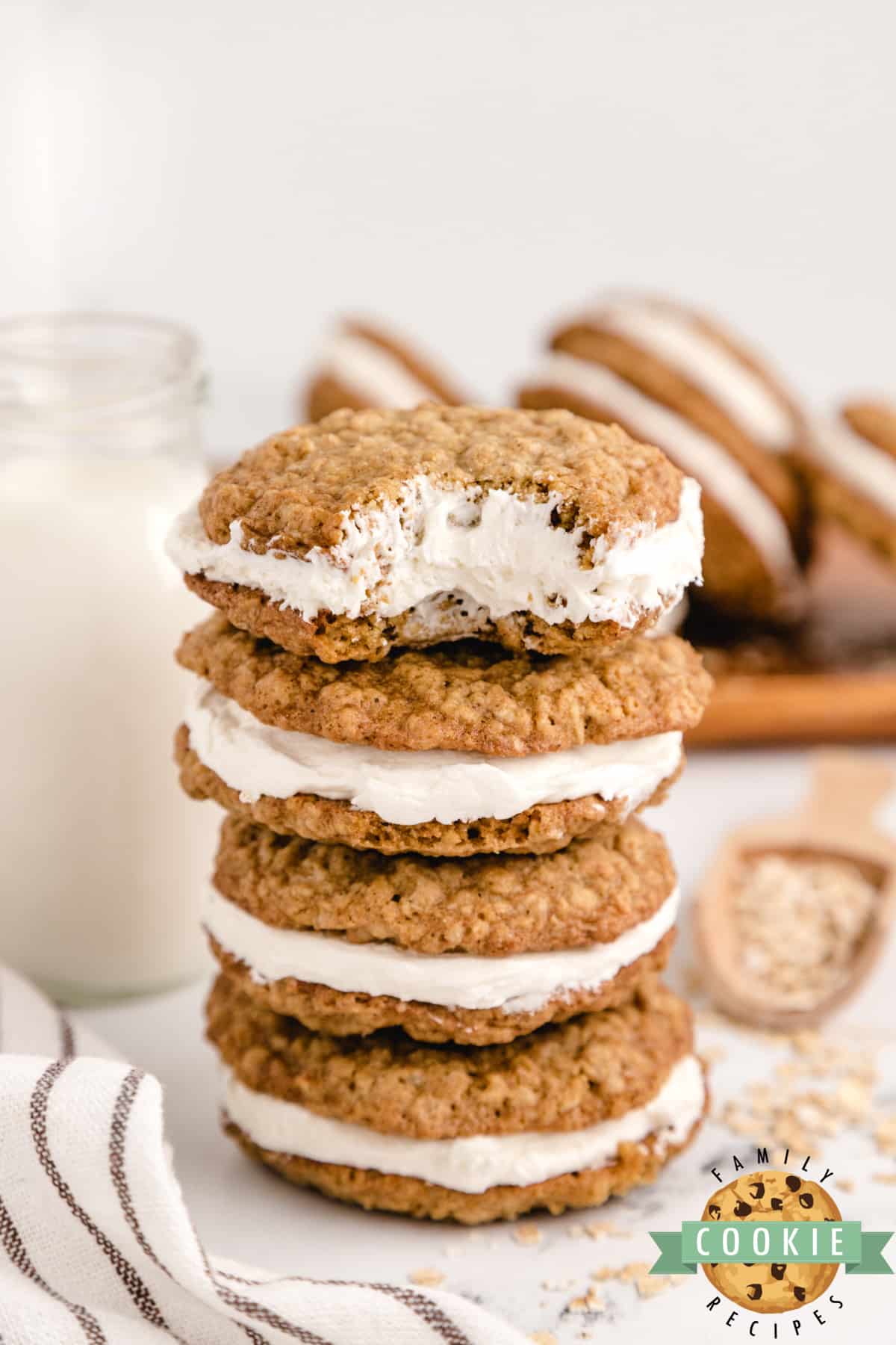 Copycat Little Debbie's Oatmeal Cream Pies 