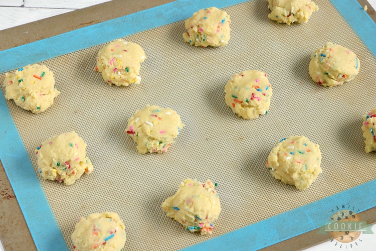 Cookies with sprinkles in them 