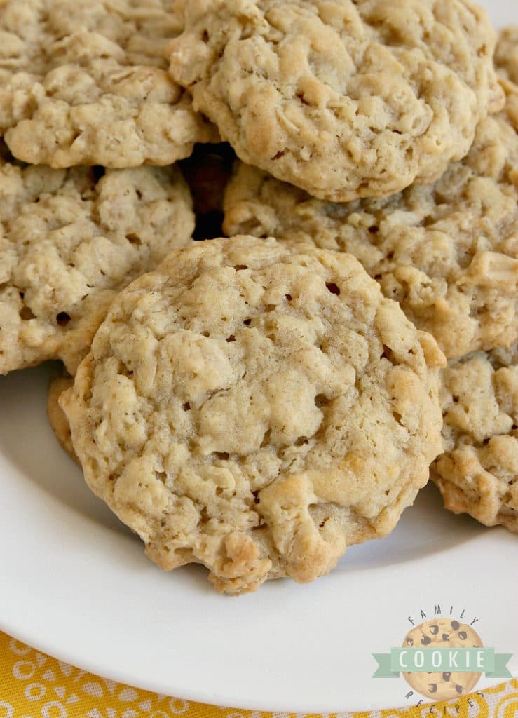 Banana Oatmeal Cookies are soft, chewy and made with banana pudding mix and fresh bananas! Easy oatmeal cookie recipe with a ton of banana flavor!