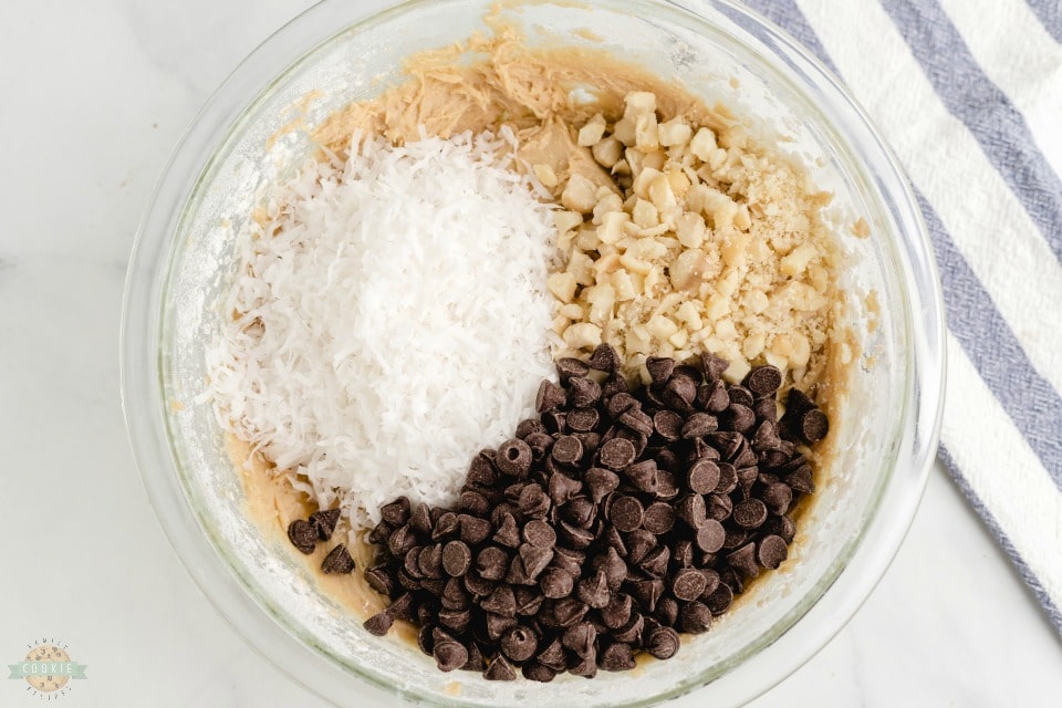 How to make Chocolate chip macadamia nut cookies