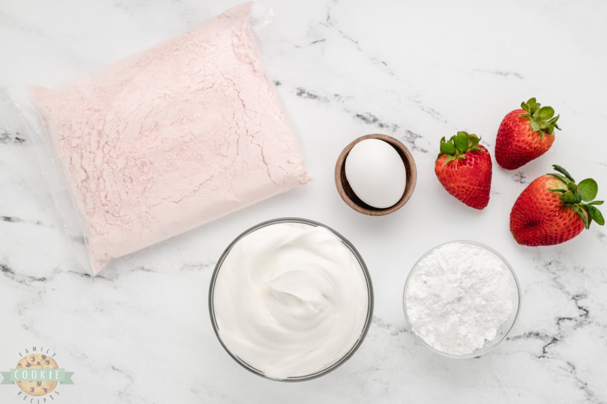 Ingredients in Strawberry Cool Whip Cookies