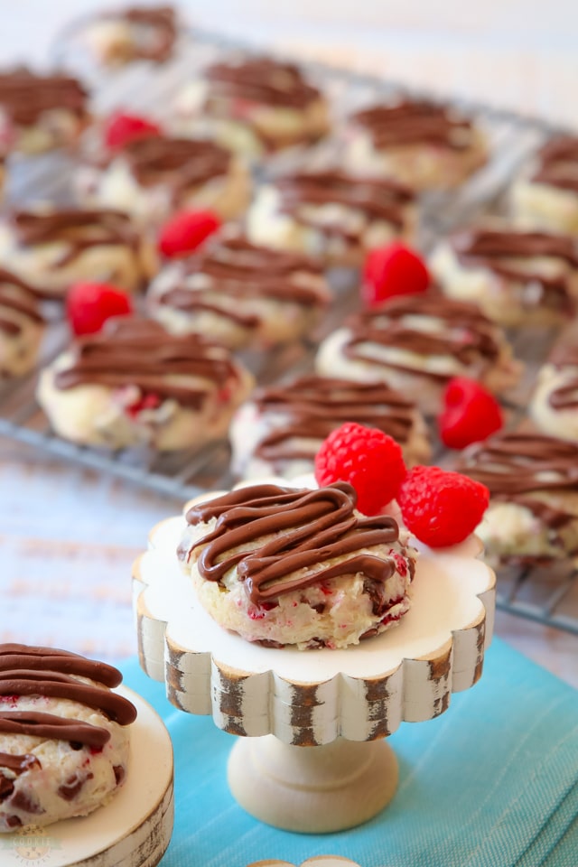 How to make Chocolate Raspberry Cheesecake Cookies