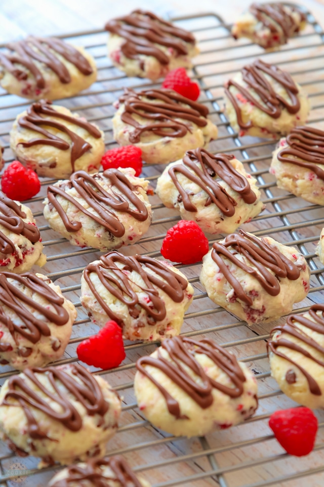 How to make Chocolate Raspberry Cheesecake Cookies