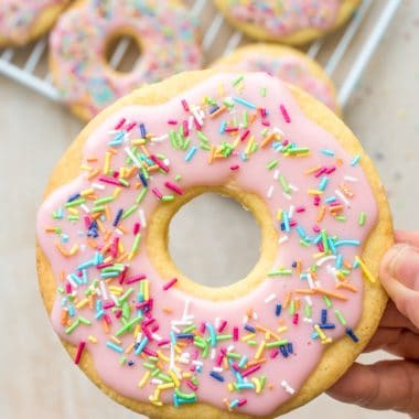 How to Make Pink Donut Cookies
