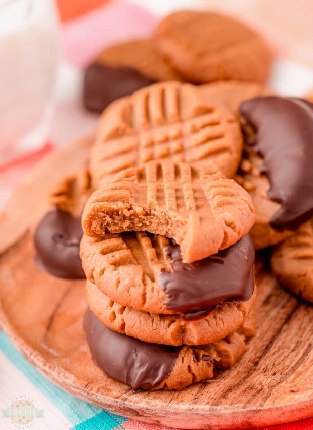 PEANUT BUTTER KETO COOKIES Family Cookie Recipes