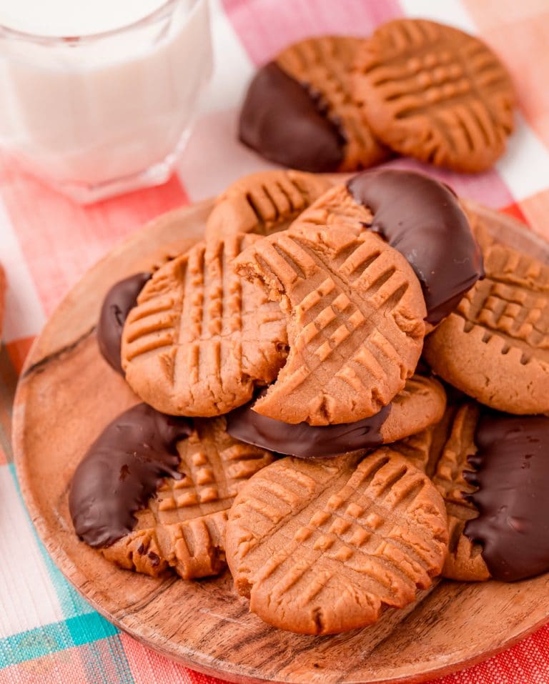 PEANUT BUTTER KETO COOKIES Family Cookie Recipes