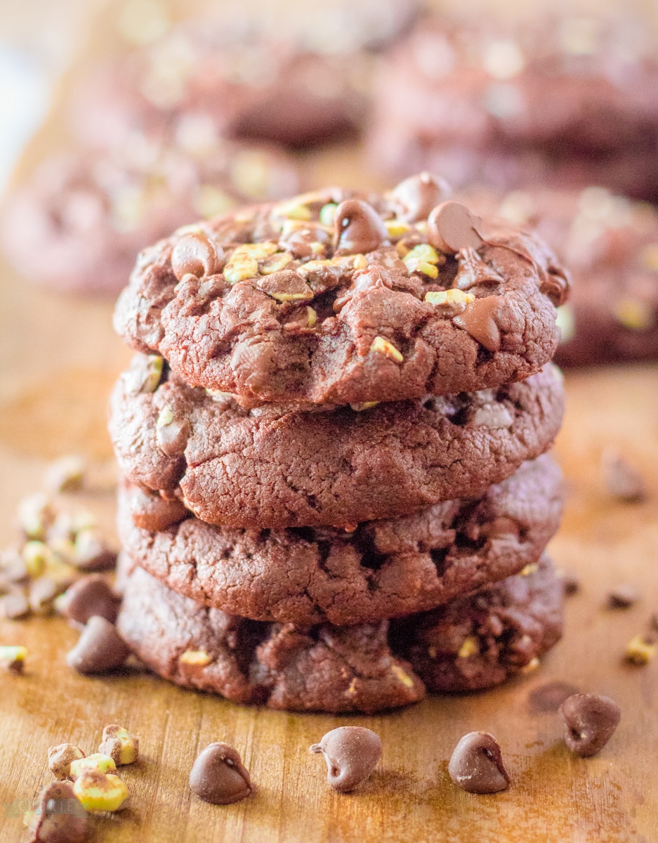 Mint Chocolate Brownie Cookies.