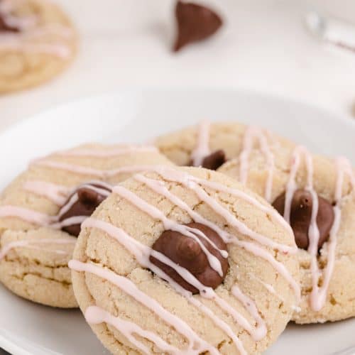 ALMOND KISS COOKIES Family Cookie Recipes