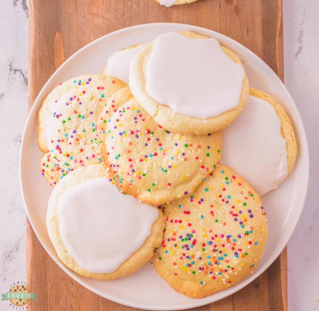 CRISPY SUGAR COOKIES - Family Cookie Recipes