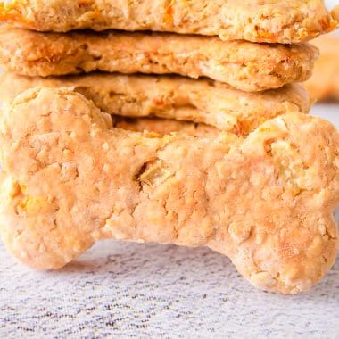 healthy dog treats made with carrot apple and peanut butter