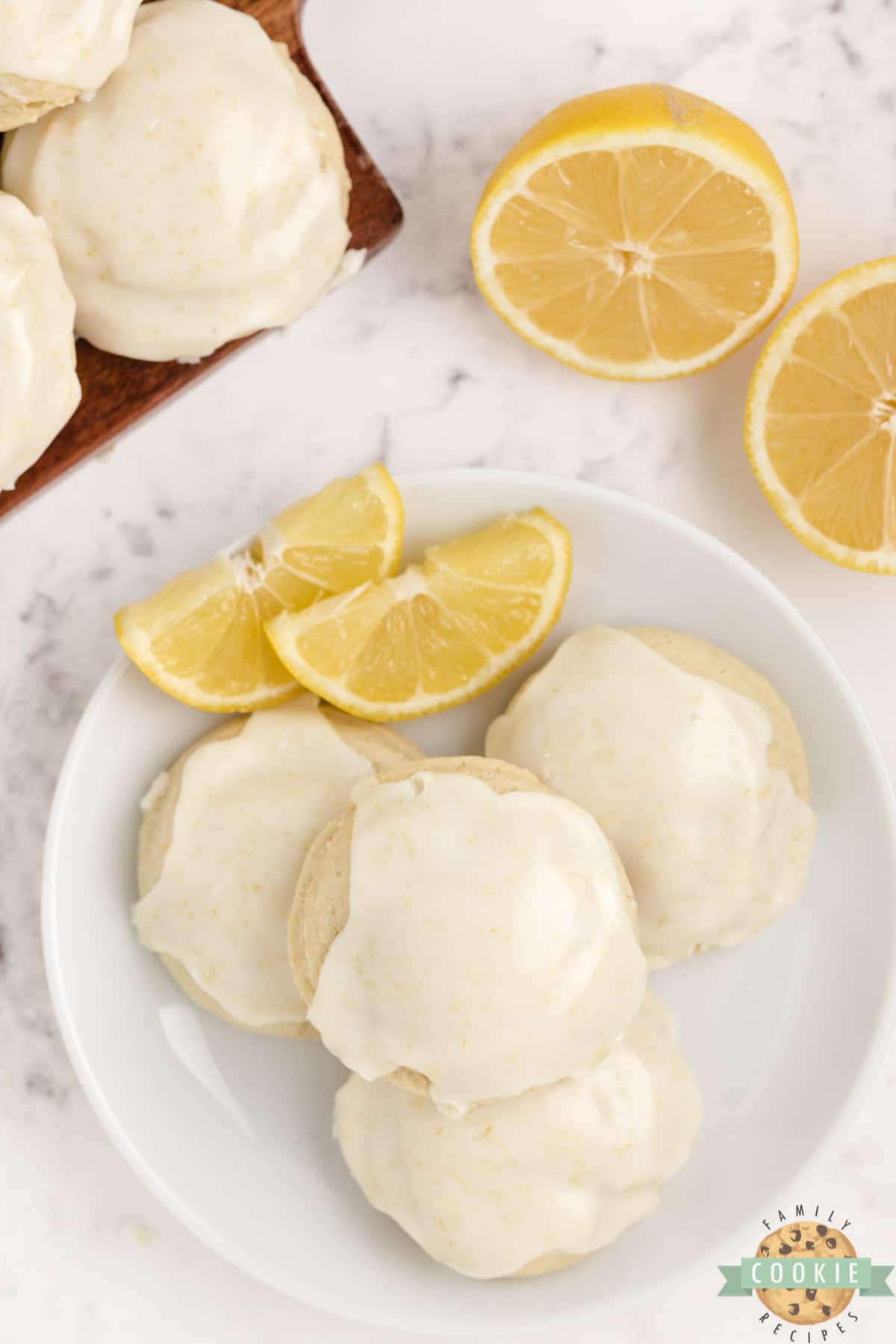 Thick and soft lemon cookies with lemon icing