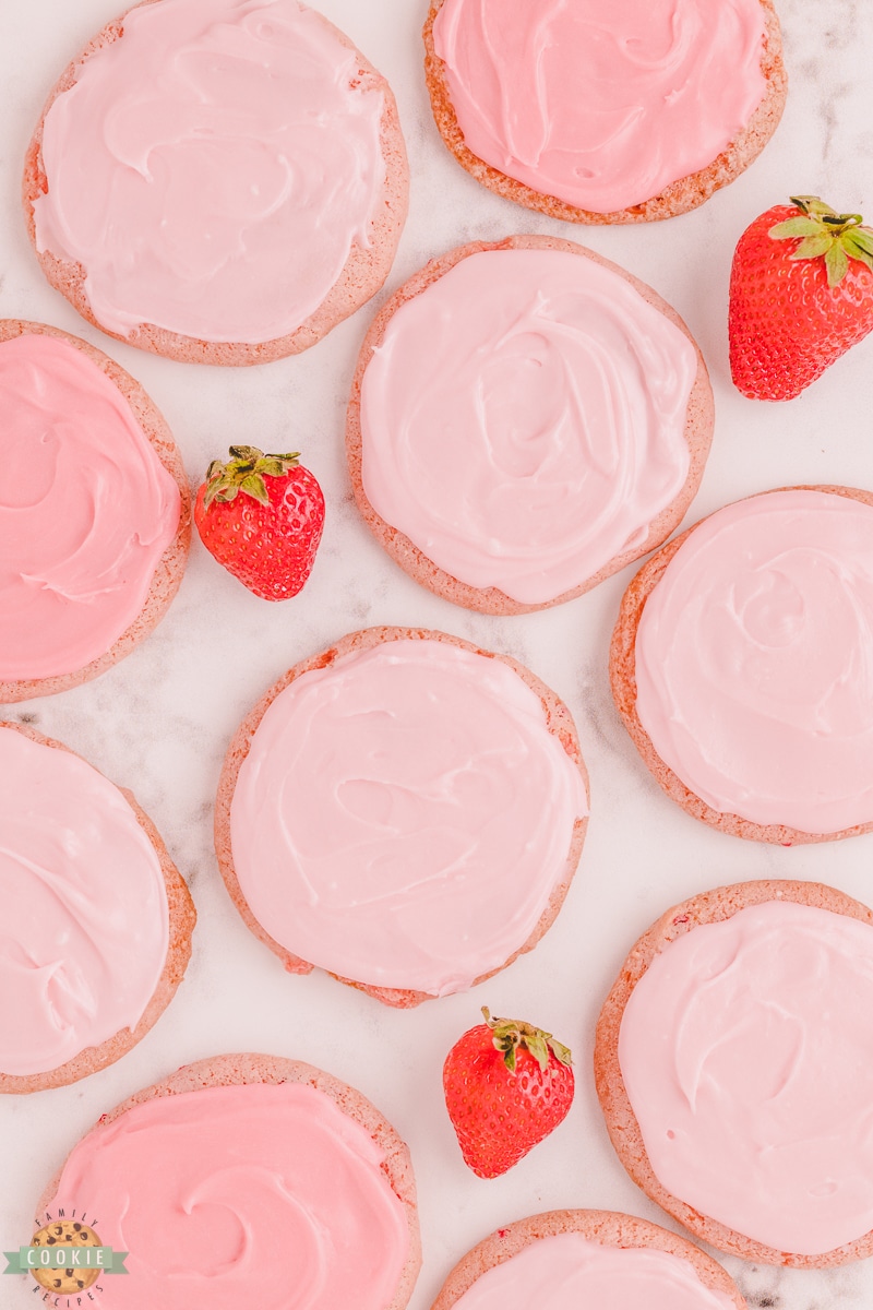 strawberry cool whip cookies