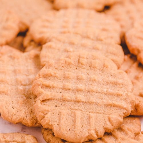 Easy Peanut Butter Cookies - Welcome To Nana's