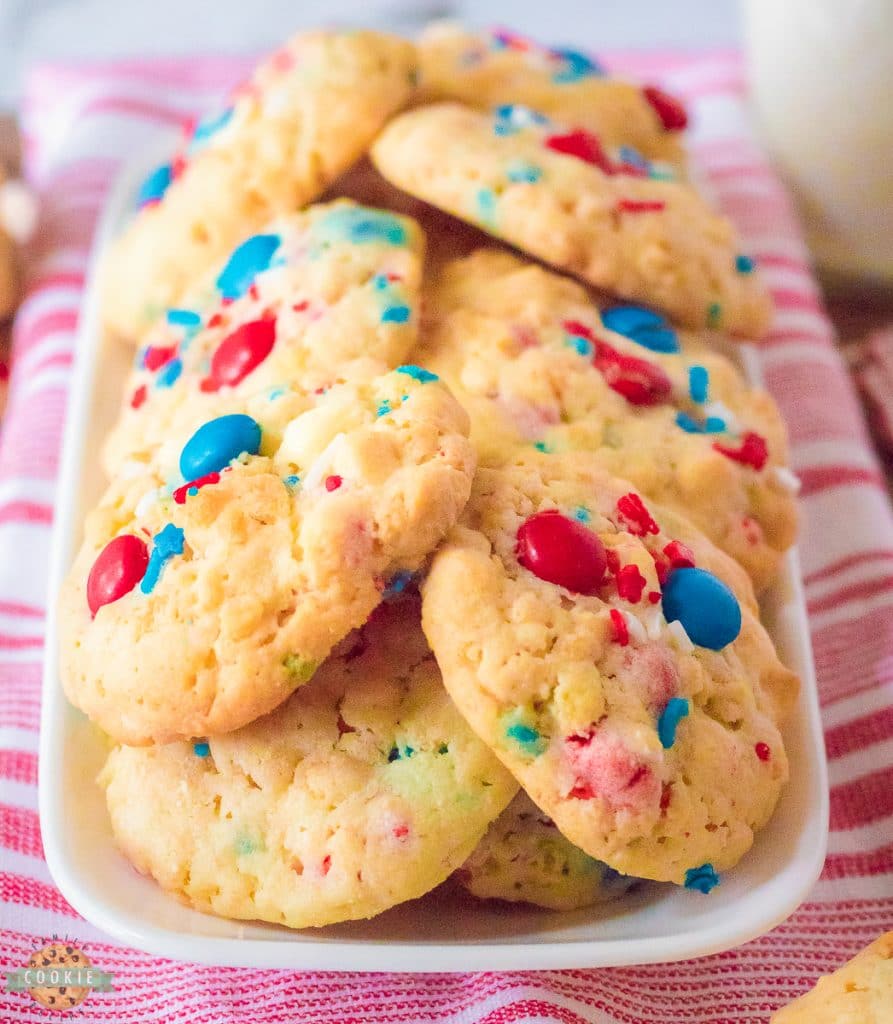 krispy M&M cookies for the 4th of July