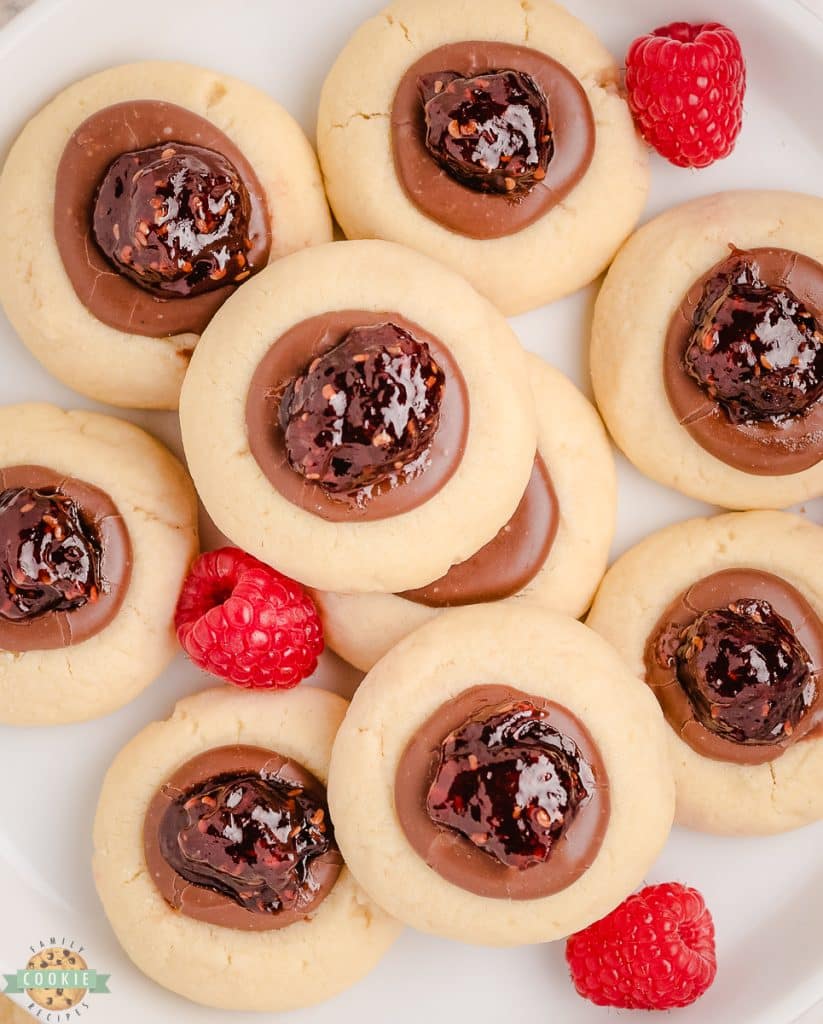 chocolate strawberry Thumbprint cookies