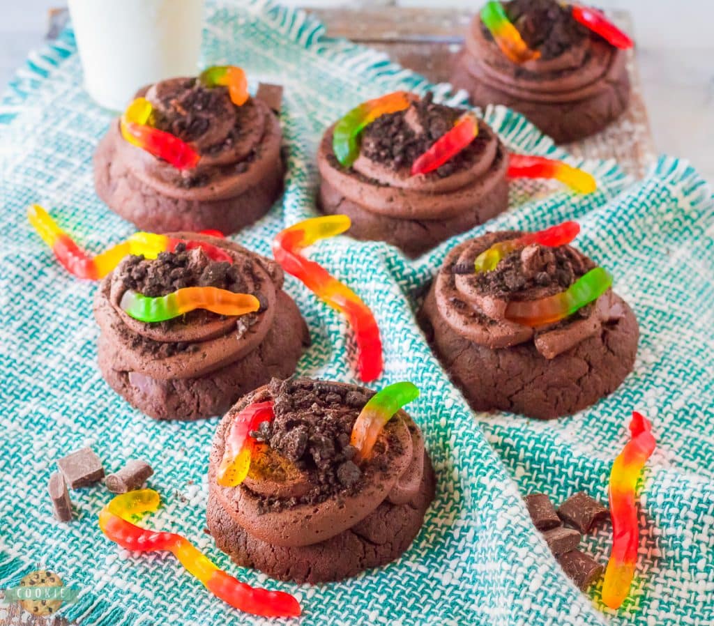 chocolate brownie dirt cake cookies