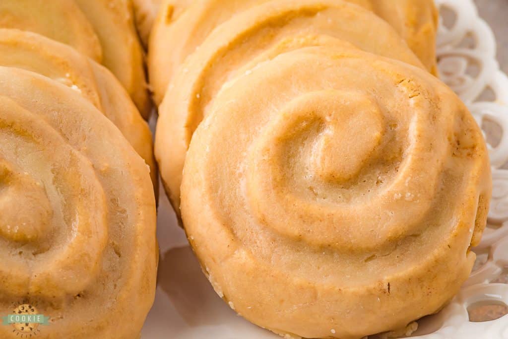 homemade honey bun cookies