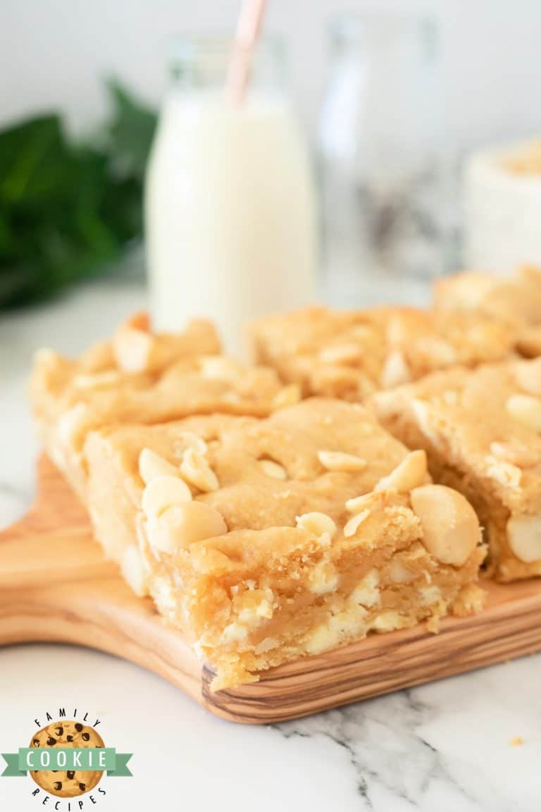 WHITE CHOCOLATE MACADAMIA COOKIE BARS Family Cookie Recipes