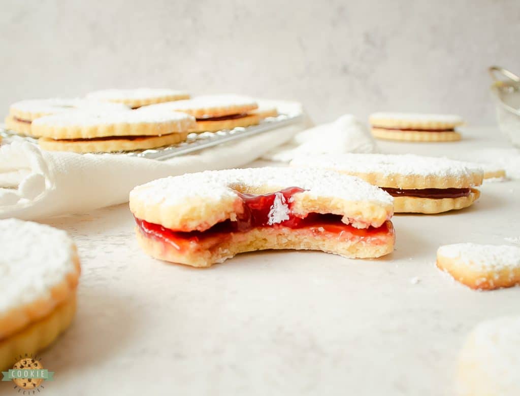 bite into a Linzer cookie