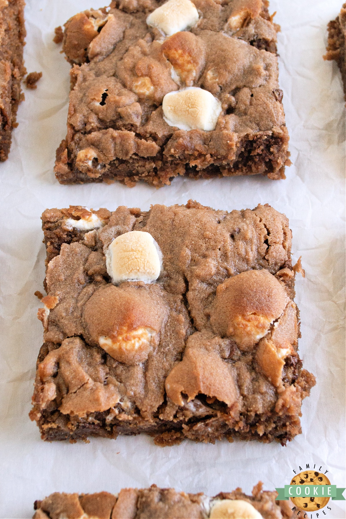 Hot cocoa cookie bars