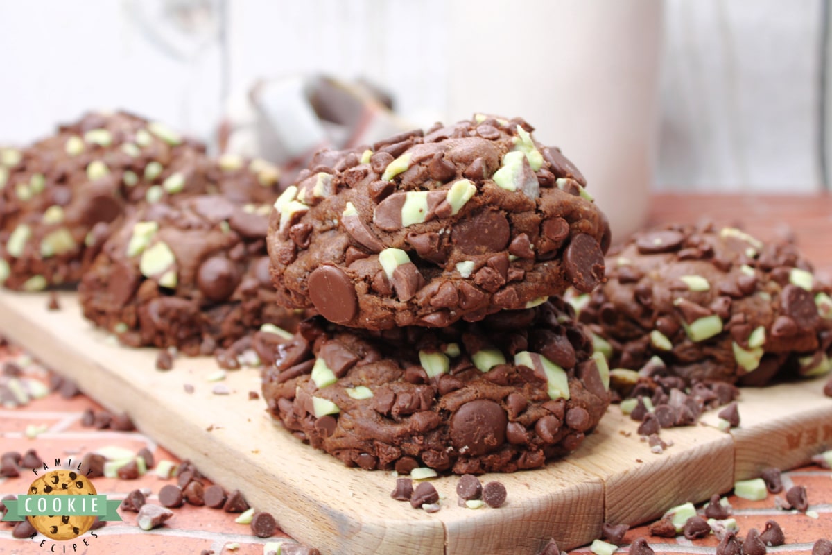 Chocolate cookies filled with chocolate ganache and mint cookies