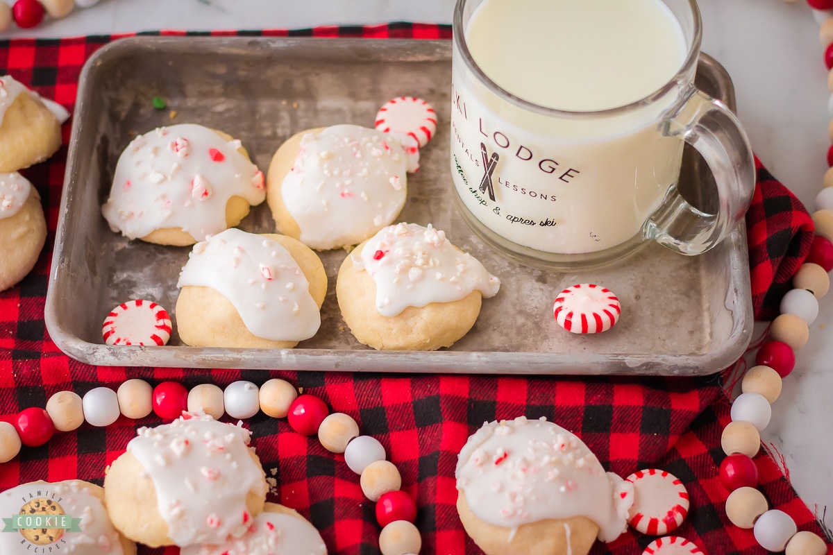 iced peppermint meltaways with milk