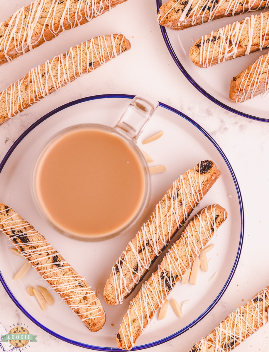 biscotti with coffee