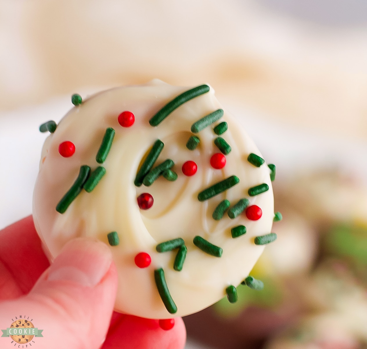 white chocolate covered Ritz cracker cookies