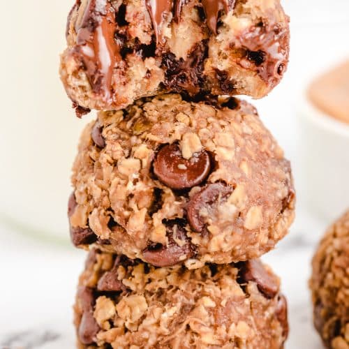 EASY VEGAN CHOCOLATE CHIP COOKIES - Family Cookie Recipes