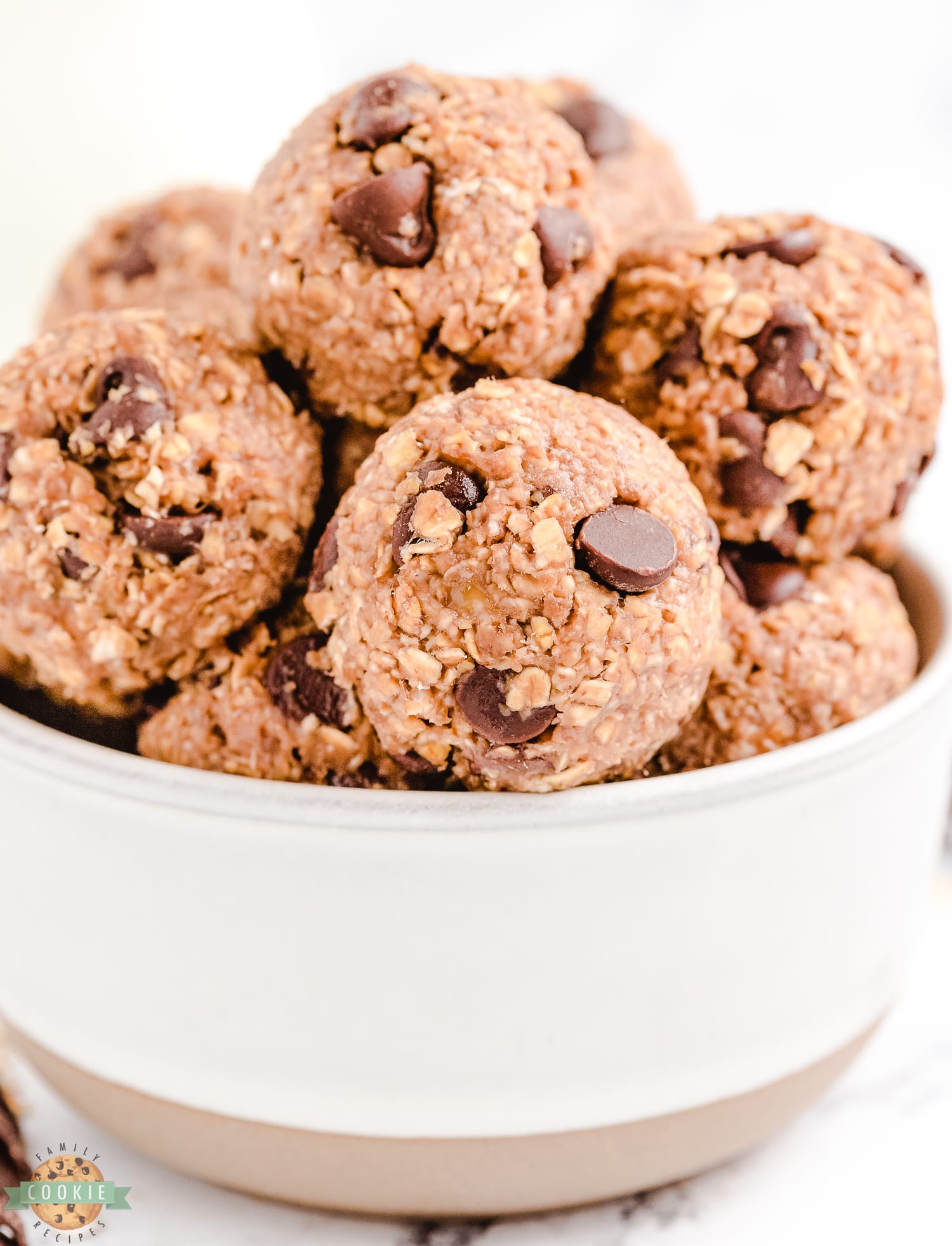 bowl of Vegan chocolate chip cookies