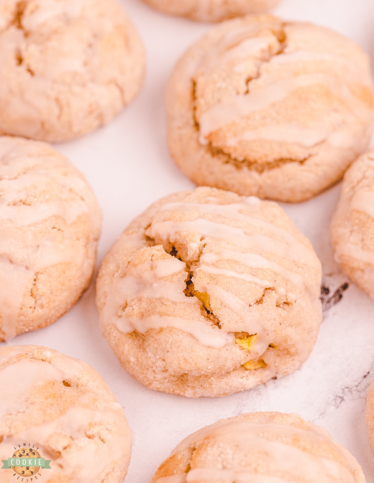 scone cookies with apple cinnamon flavors