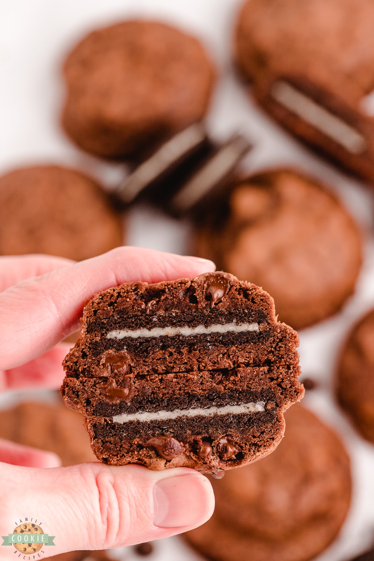 OREO STUFFED BROWNIE COOKIES-image