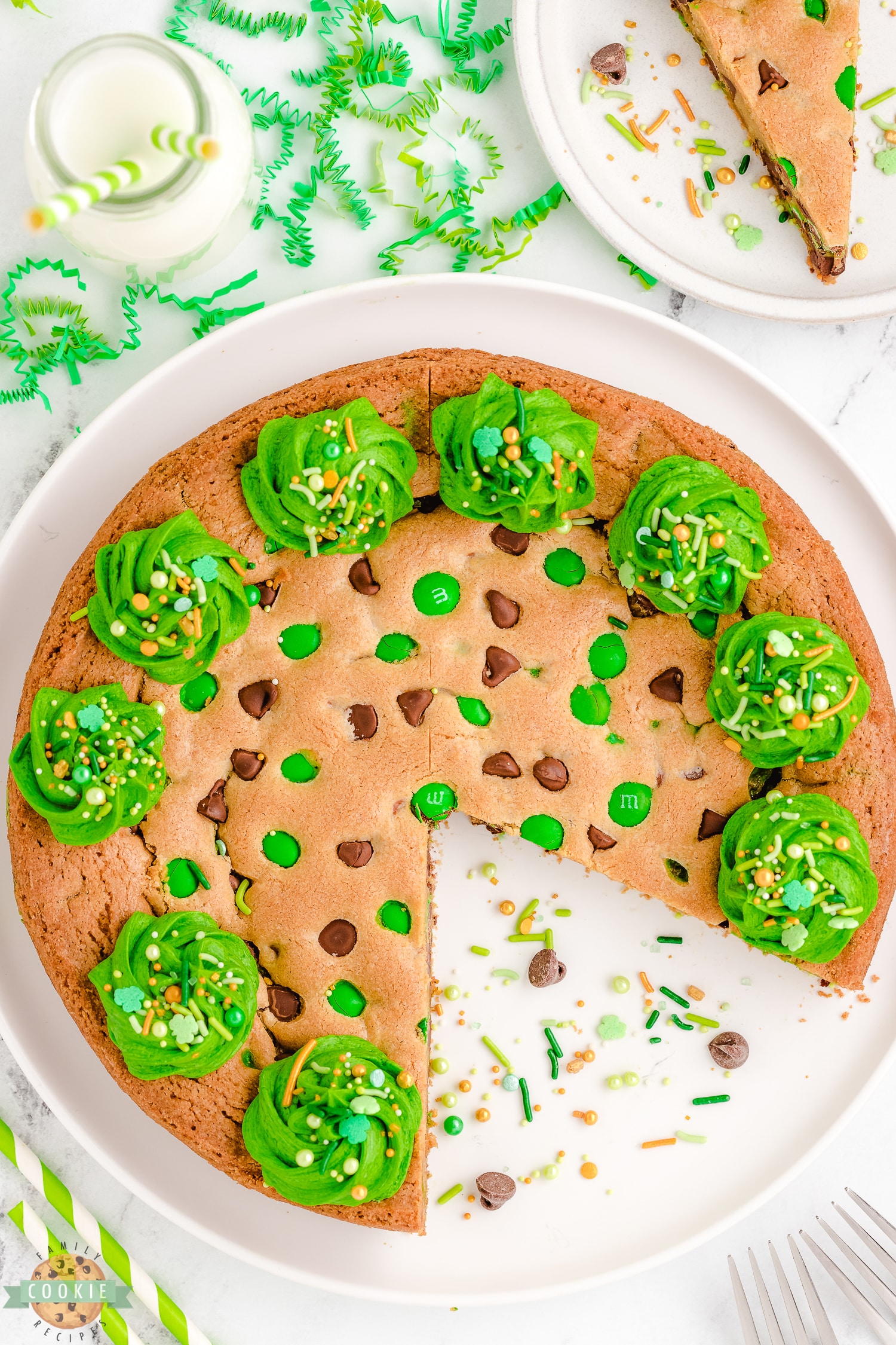 green frosted St. Patrick's Day cookie cake