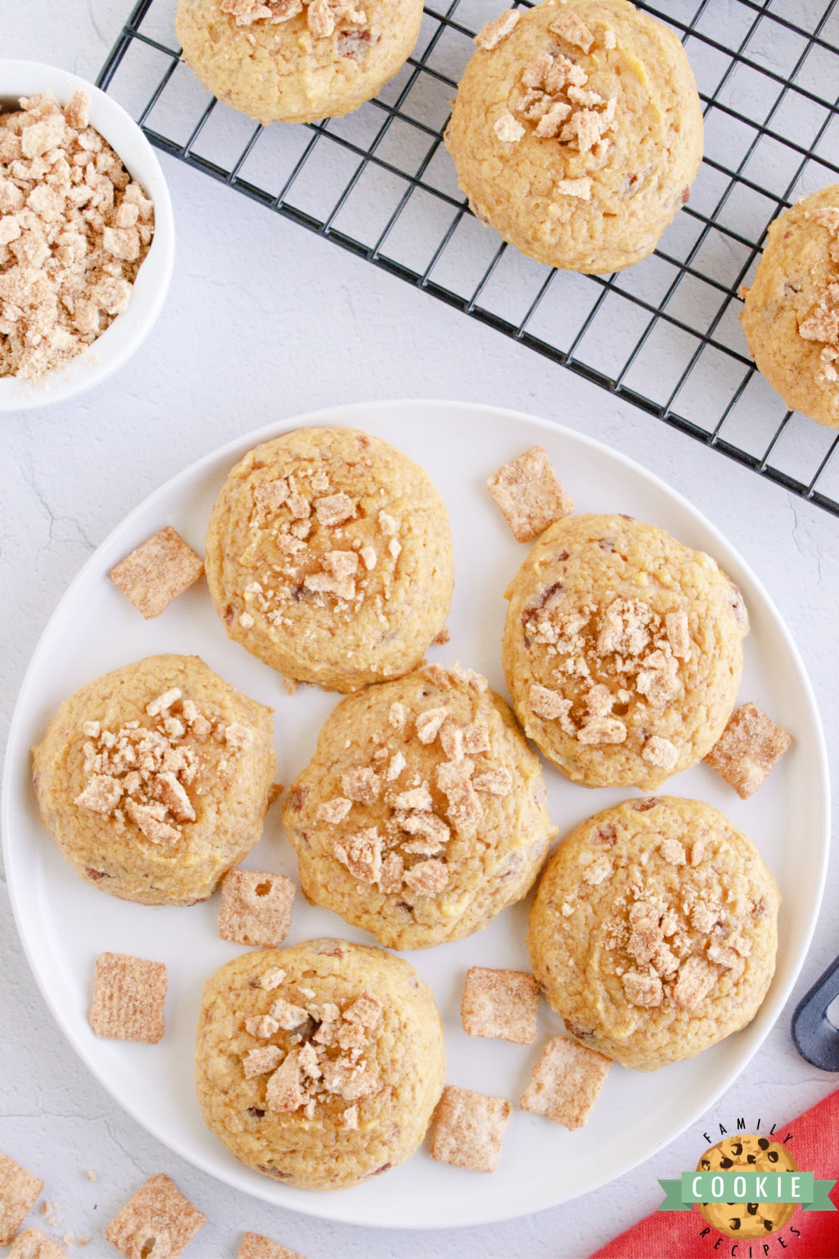 Cinnamon Toast Crunch Pumpkin Cookies