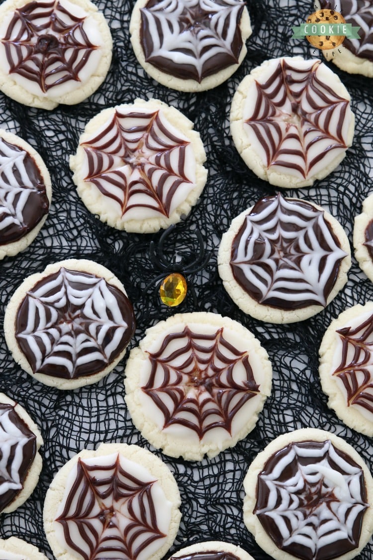Halloween Cobweb Cookies