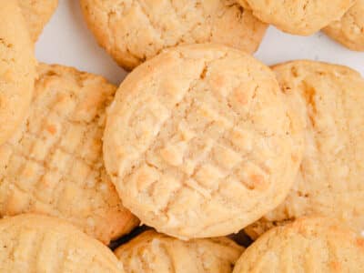 buttery coconut cookies
