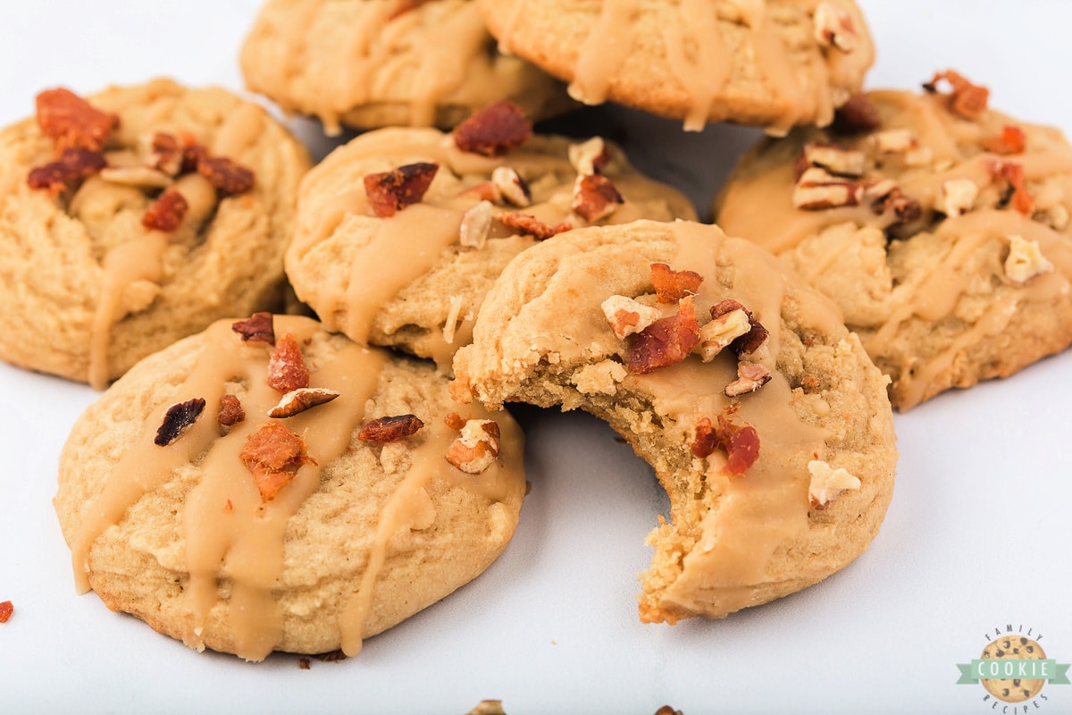 Maple Bacon Cookies are made with bacon grease and maple syrup and are topped with maple icing and crumbled bacon. These cookies are the perfect combination of savory and sweet! 